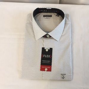 New Van Heusen dress shirt with tags